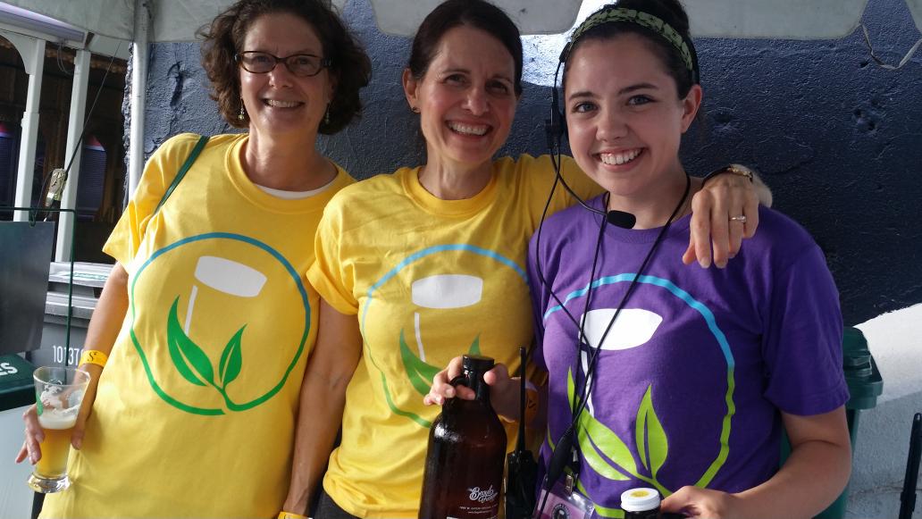 OPMicrobrew's tweet image. 💚 People having fun at the best #beerfest in the Midwest. #opmbr