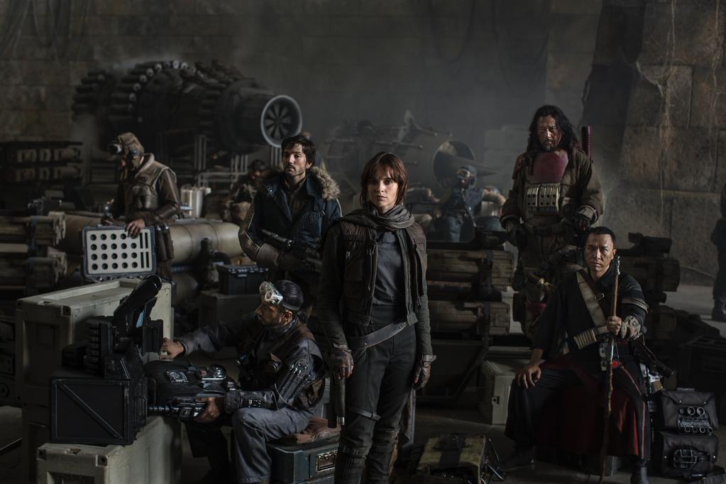 superfeen's tweet photo. Squadron goals. #starwars #rogueone http://t.co/mFdBdb5tlW