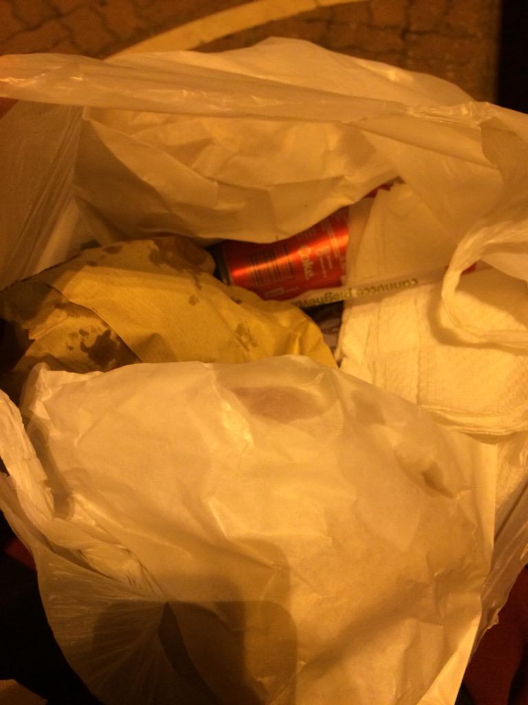 missansia_'s tweet photo. Dieta ne abbiamo⁉️ #voieinvacanze #chediune #affamate #mancoinafrica http://t.co/zILJCFeazT
