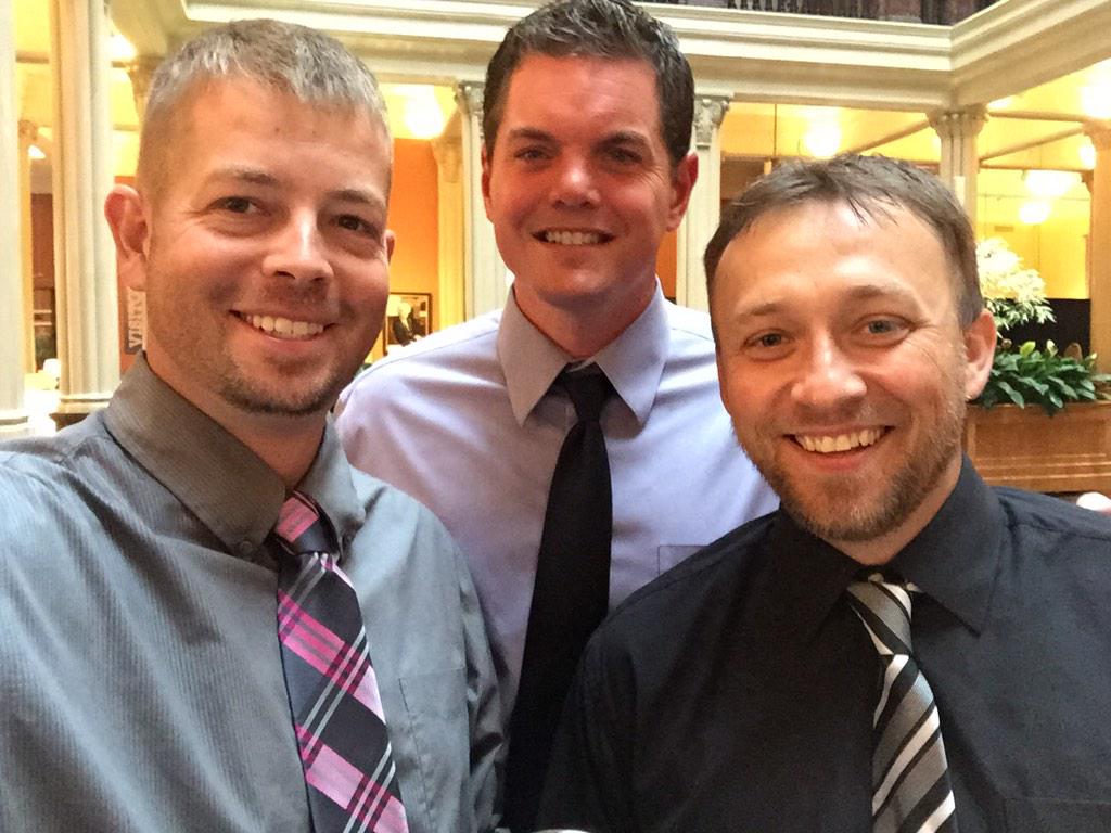 davidemily1999's tweet photo. #weddingmatters2015 http://t.co/p8bhycNgWy