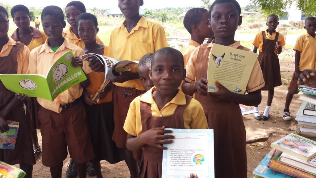 mal_keenan's tweet photo. Love getting emails w/ pics attached when boxes finally arrive. Check out the kids in Ghana with books in hand. http://t.co/Rcwuv0IZtk