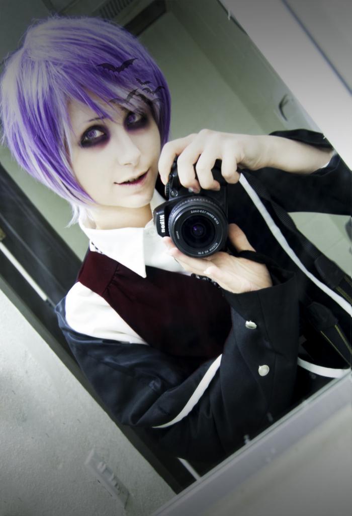 FSW_Vampire's tweet image. Haciendo cosplay de Kanato(?Expectativa(1ra foto):Realidad(2da foto):