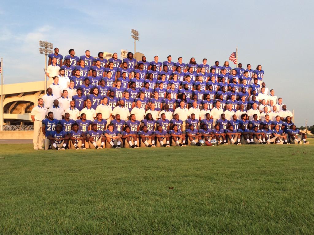 TigersMedia's tweet photo. Team picture for @MemphisFB tonight. Come out to the Liberty Bowl and Tiger Lane for Fan Fest Sunday at Noon till 2pm http://t.co/fZ9rP5Jvzs