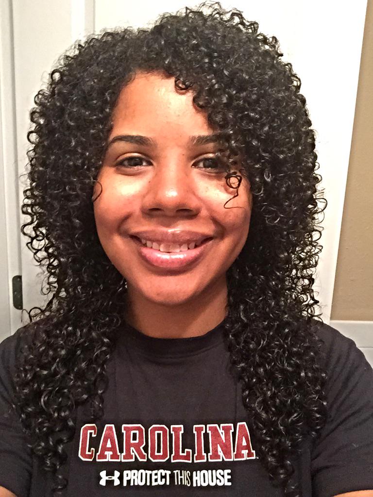 kayevalley's tweet photo. Did the #RakeandShake method today. Not close to dry, but I like it so far. #NaturalHair http://t.co/JKp4cKTl72
