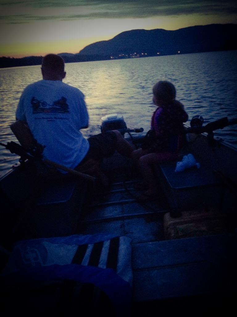 HollyTestut's tweet photo. Nighttime fishing #islandpond #dusk #familytime #nofish http://t.co/34fJHzdSd8