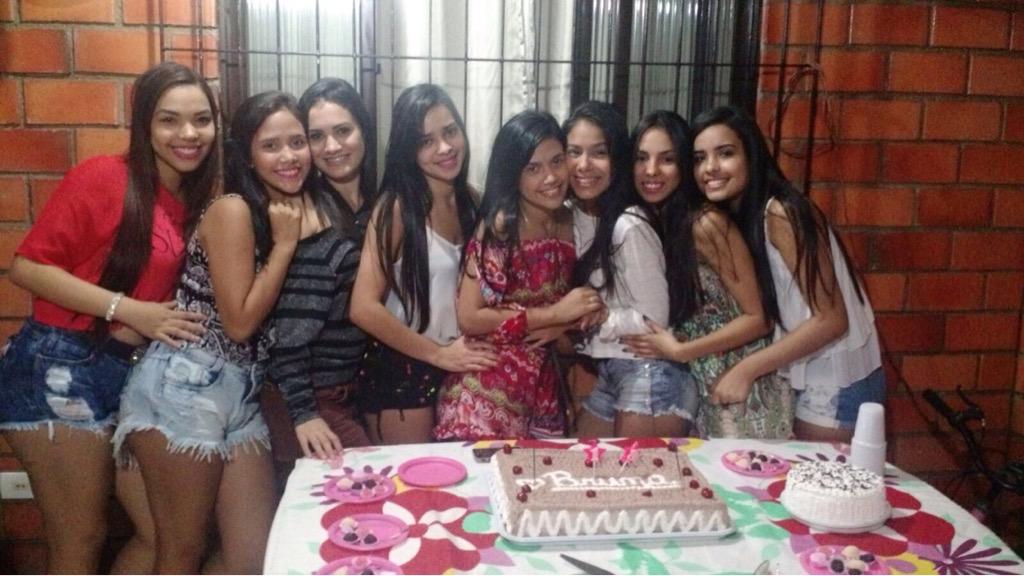 jee_moreno's tweet photo. In love c essa foto http://t.co/Z27FCT2dqA