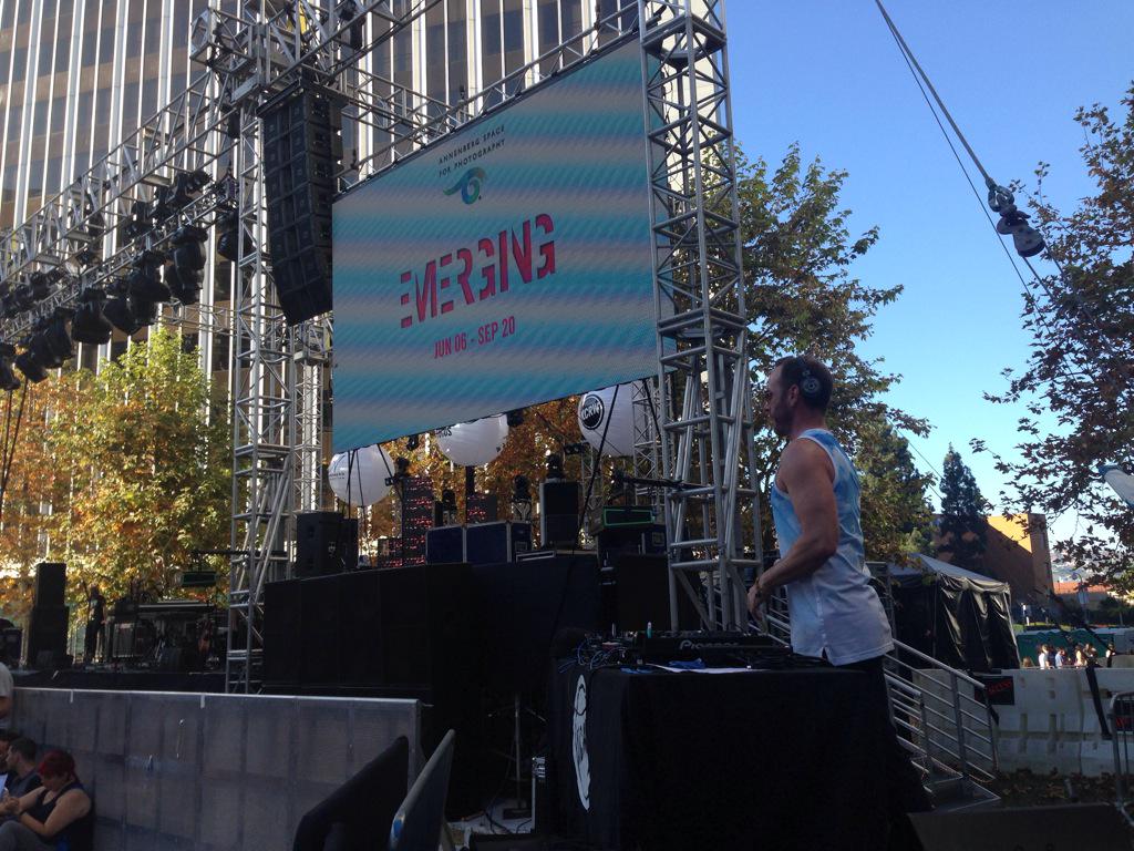 JournaLiset's tweet photo. Another fun evening thanks to @kcrw #emergingsound http://t.co/R7lYs8N5W7