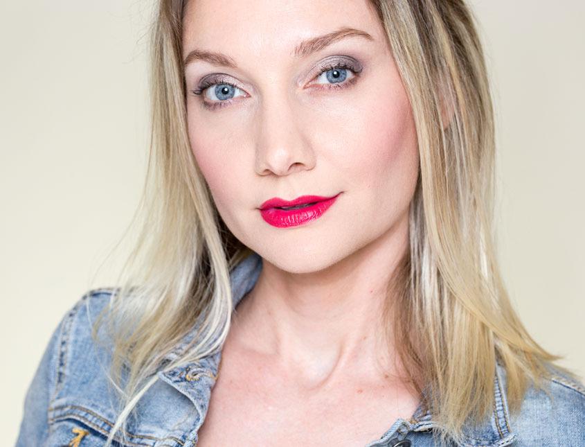 vanity_rouge's tweet photo. Sephora Collection Luster Matte Long Wear Lip Color Review http://t.co/D9eYvMiUK6 #sephoracollection #modernmatte http://t.co/U1CIF2GAKf