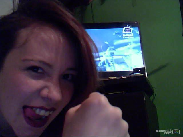 ROSMARICASTILLO's tweet photo. #RockAlParqueEnCapital escuchando el buen METAL a todo volumen con mi hijo ...  l..l :P http://t.co/Q5jZnNLfhD