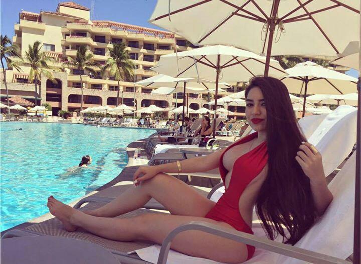 _SandraTormenta's tweet photo. Agusto 💋💅 http://t.co/Uf72aJwweY