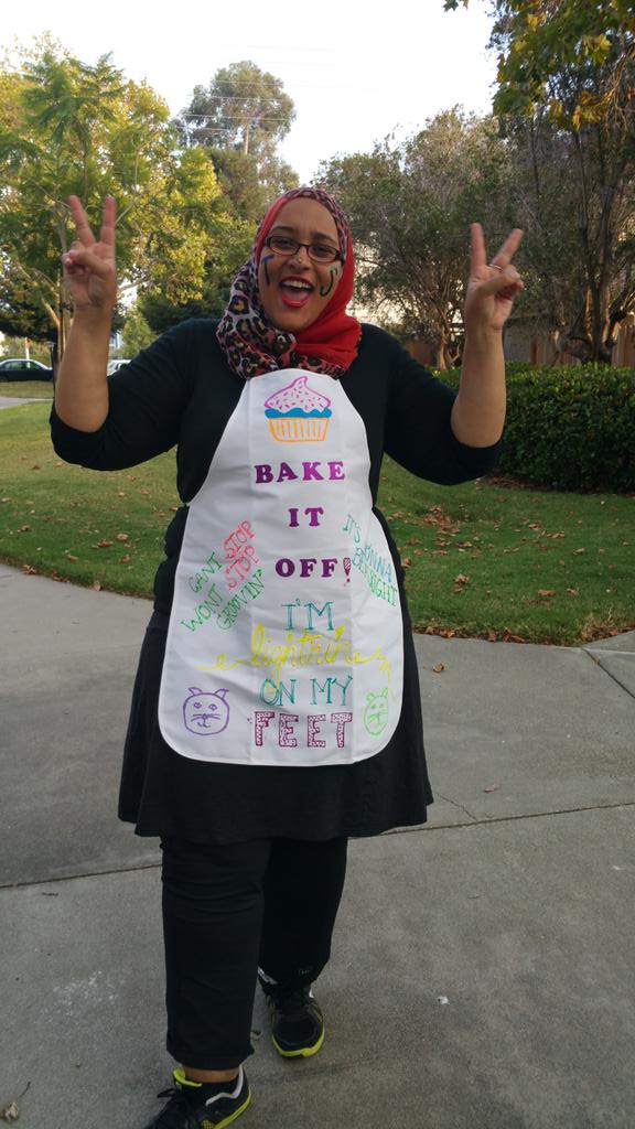 amikhna's tweet photo. Mama Swift we r Xcited 2 Bake it Off w U &amp; @taylorswift13 tonight! We r @ 4Q row 36, 13-18 #1989WorldTourSantaClara http://t.co/2aeNhm3M2H
