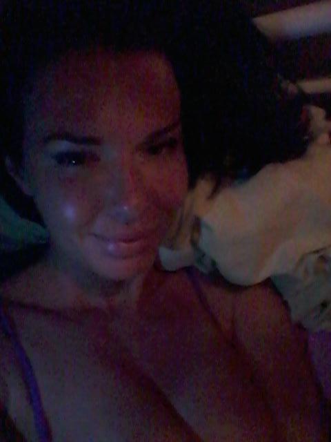 Welll, goodnight and sweet dreams folks! Muah! http://t.co/unfriwUtwz<a href="/tag/mentionsomeoneextremelybeautiful"class="tags"><span>#mentionsomeoneextremelybeautiful</span></a>