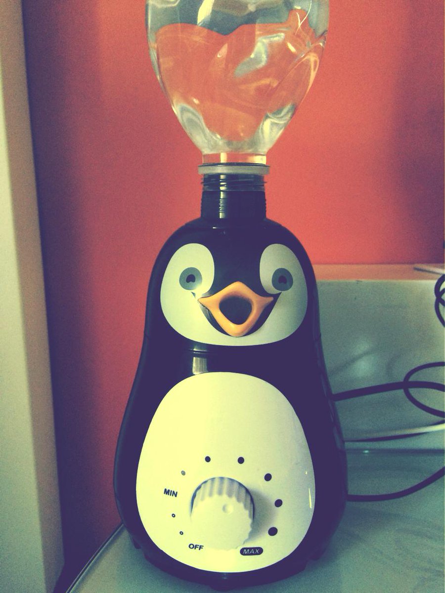 blaine_mitchell's tweet photo. Penguin be puffin tonight! #humidifier http://t.co/5IgOZfpkAO