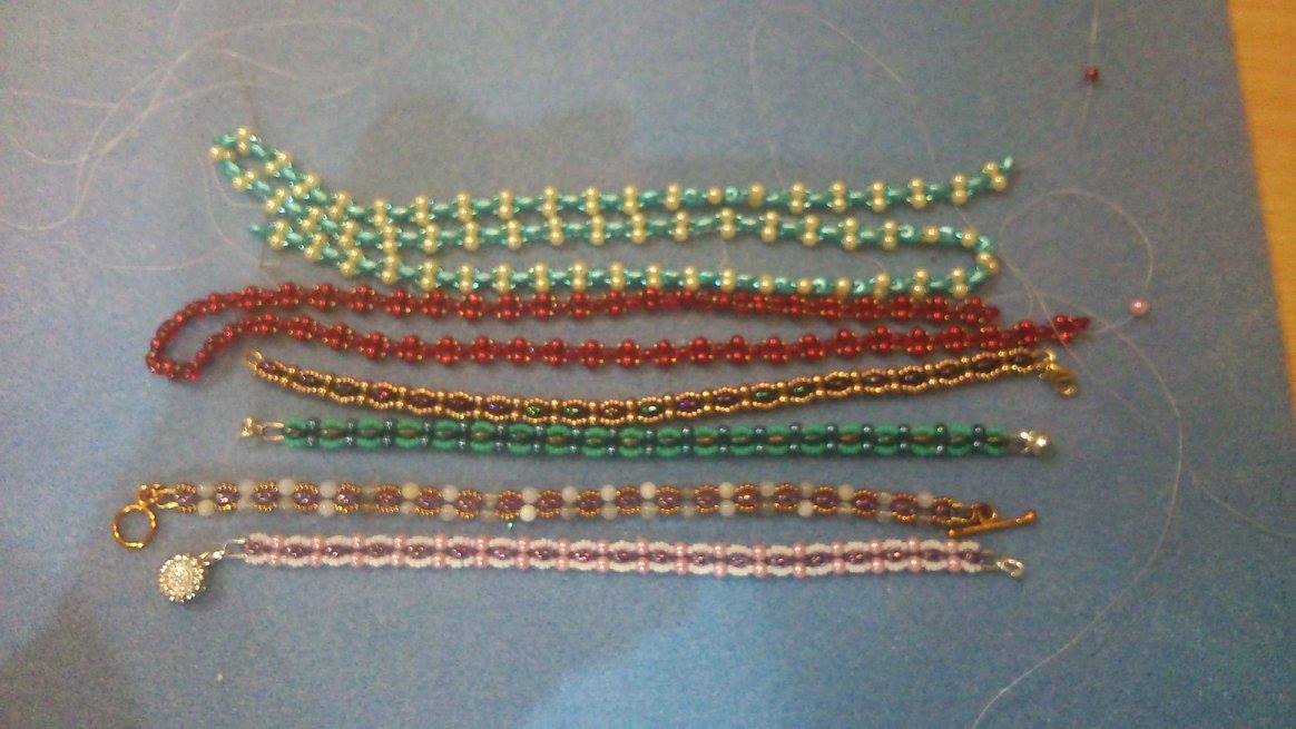 beebead's tweet image. Yesterday's Cantaloupe Chains from the workshop at @BeadPop Brilliant work ladies and some speedy beading! #craft