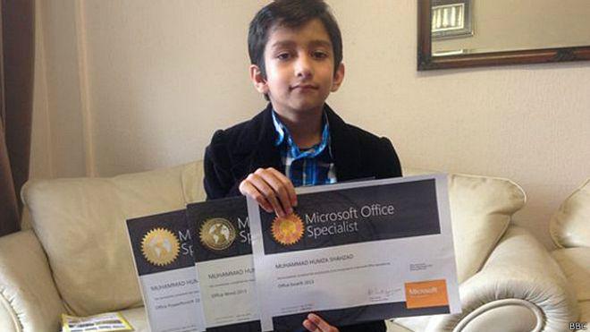 bbcmundo's tweet photo. El niño prodigio de 6 años que se hizo especialista de #Microsoft http://t.co/0uS96vRloO #PorSiNoLoVieron http://t.co/I7i2HvcpNj