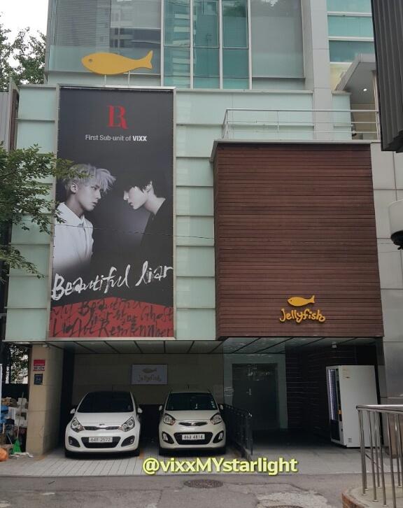 CMgs30SVEAA9JOR.jpg:large