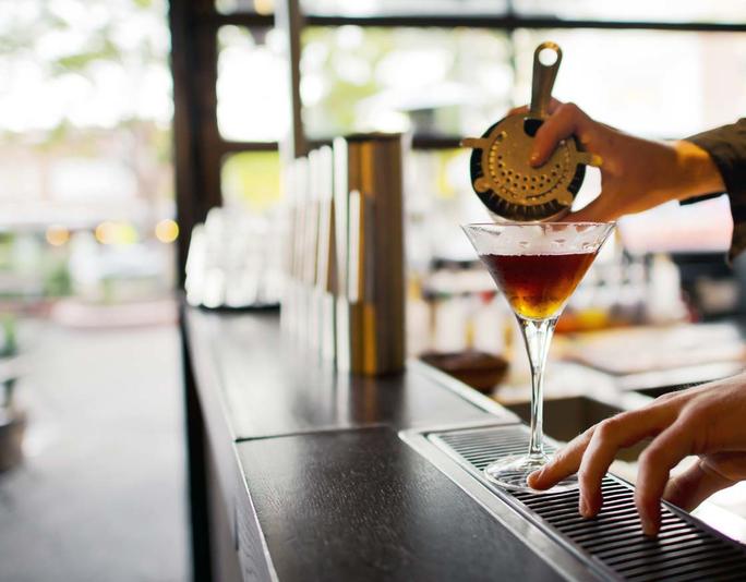 3 refreshing cocktails to help prolong summer: trib.al/DpfLtWG