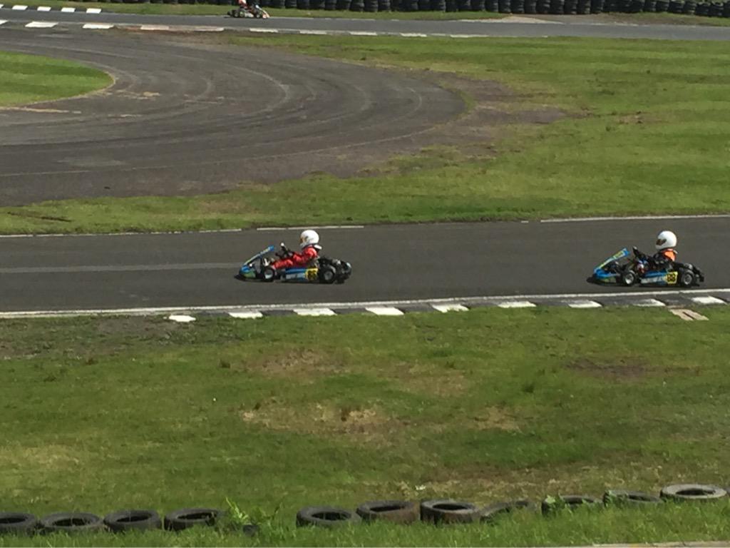 WilliamPowellRX's tweet photo. Ben once again mixing it up the front! http://t.co/jFF2TZuqrd