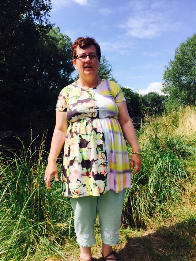 FrazzleJones's tweet photo. Perfect day for a #picnic #sun #friends #fun @FryersWalk http://t.co/cK3IQSxgU0