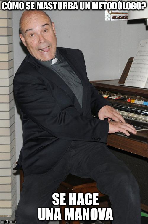 FunWithStats's tweet image. ¿Cómo se masturba un metodólogo?