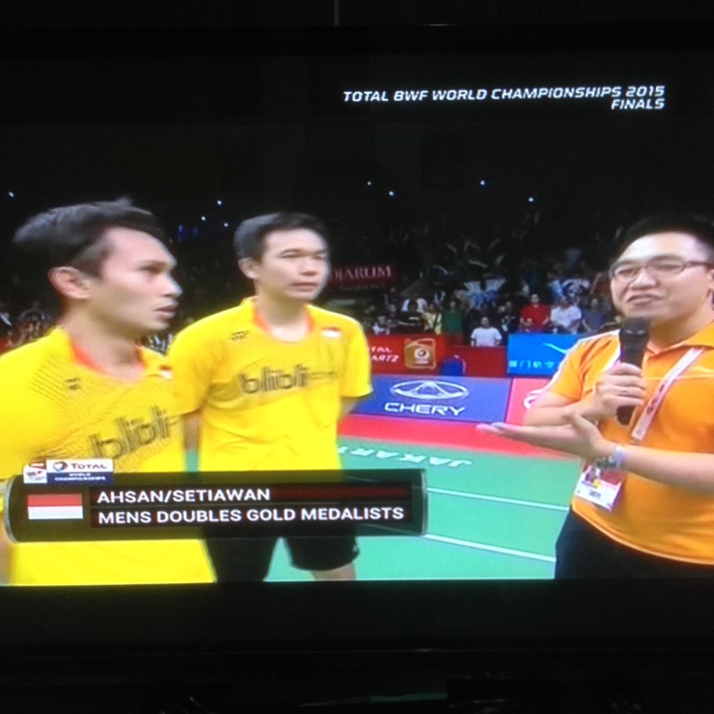 KompasTV's tweet photo. AHSAN/ SETIAWAN berterima kasih kepada rakyat Indonesia yg telah mendukung tim Indonesia dlm #WBC2015IndonesiaFINAL http://t.co/pPos5zkBJw