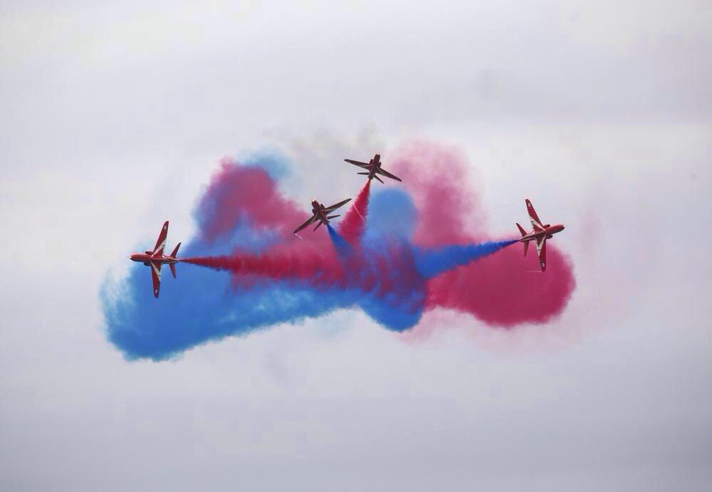 OneMaidstone's tweet image. WHAT'S ON: Day two of @combinedops at Headcorn. The Red Arrows will fly across Maidstone around 1pm today #maidstone
