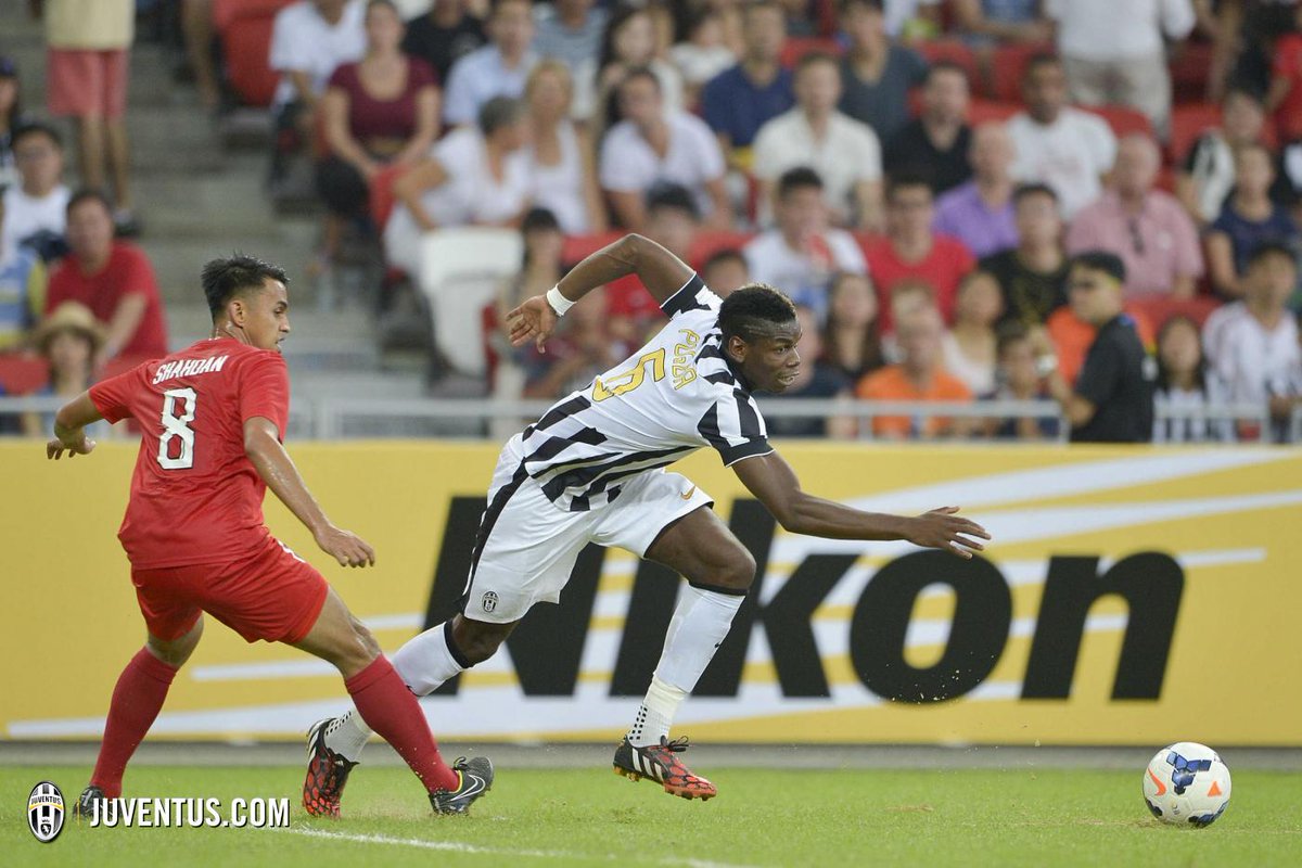 juventusfcen's tweet photo. #OnThisDay last year, the Bianconeri rounded off their summer tour with a 5-0 victory over Singapore Selection. http://t.co/T2r9OkYLic