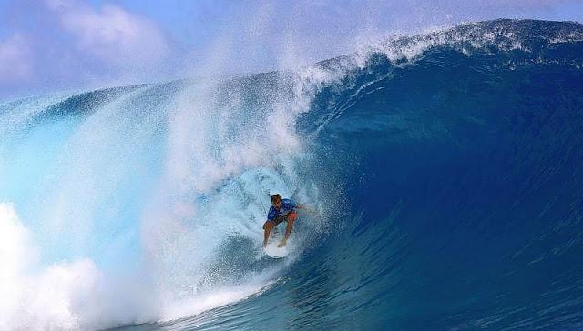 surferrulemag's tweet photo. [#Surf] @AritzAranburu Excelente en la Ronda 1ª de ayer en Tahiti 
1º Felicidades!!!

Vídeo >http://t.co/ELL9fJlp1P http://t.co/ve5YoGOH04