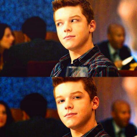 {{ Happy Birthday Cameron Monaghan!
Our Ian Gallagher, Joker, and I forget his character\s name in VA & The Giver 