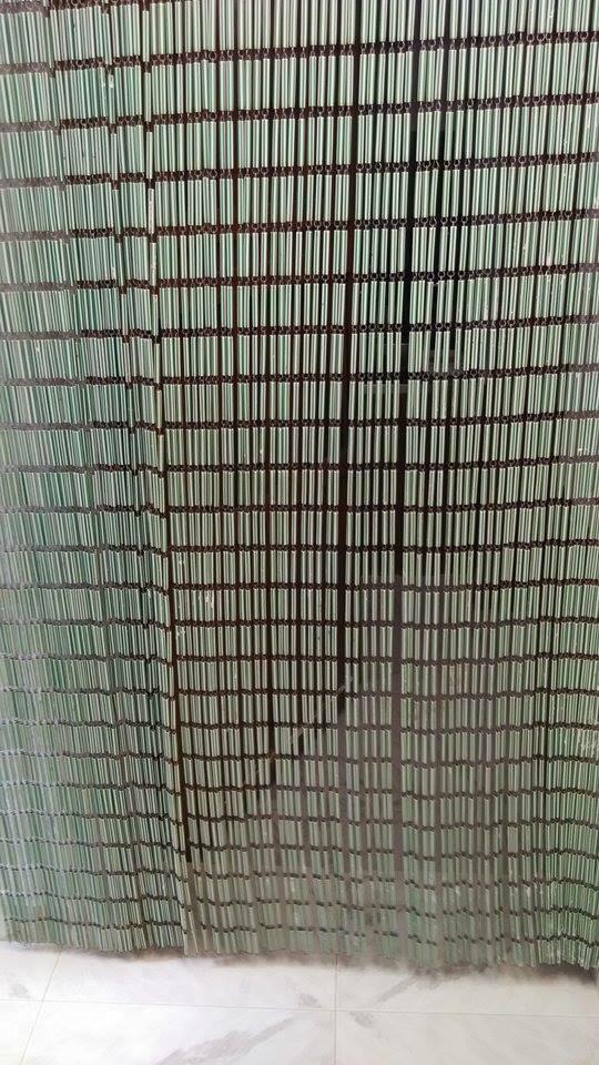 YofuiaEGB's tweet photo. RT si recuerdas la sensación de estas cortinillas en tu cara. http://t.co/OxmTmxNB07