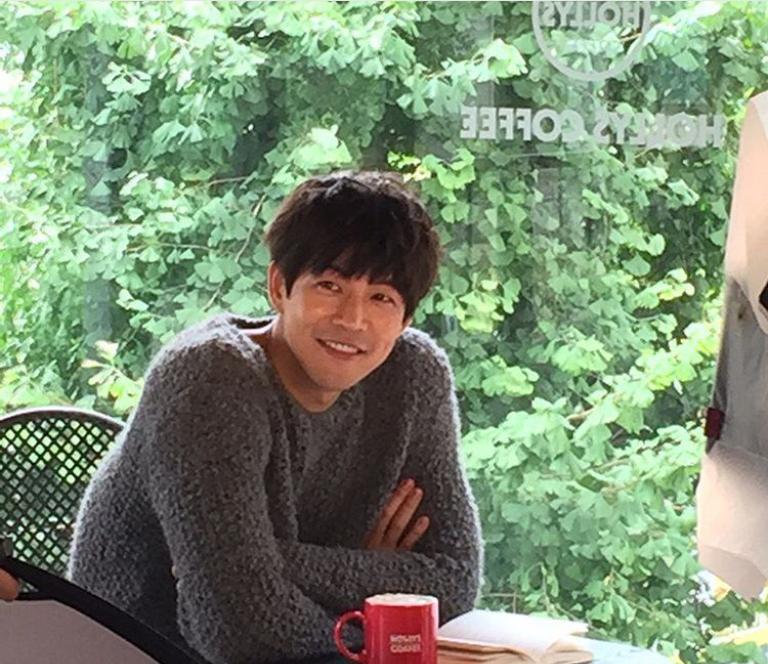 bangnoona's tweet photo. #Leesangyun #Leesangyoon #์ด์์ค #SinglesMagazine #HOLLEYS ๊ฐ์๋จ์๐
(cr:singles magazine insta) http://t.co/x8RouFHeVt
