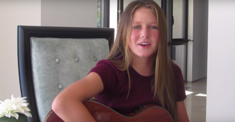 HuffPost's tweet image. This 13-year-old's Donald Trump song speaks for all of us. huff.to/1Et1HI9