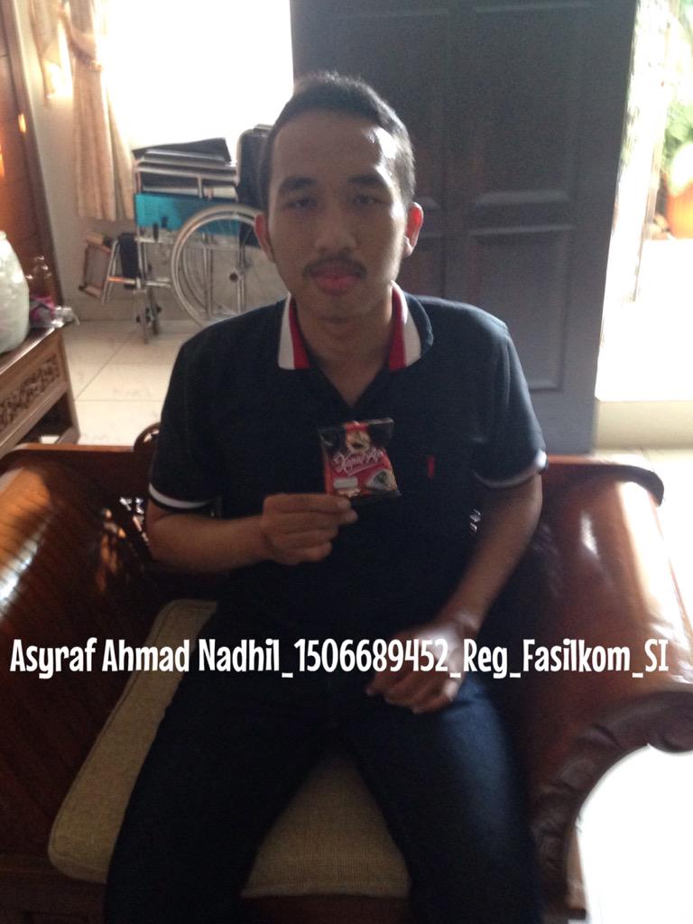 ahmadbaal's tweet photo. Nikmati kenikmatan produk lokal,jauh lebih enak. @OKK_UI #OKKUI2015 http://t.co/CmQZVH2iVM