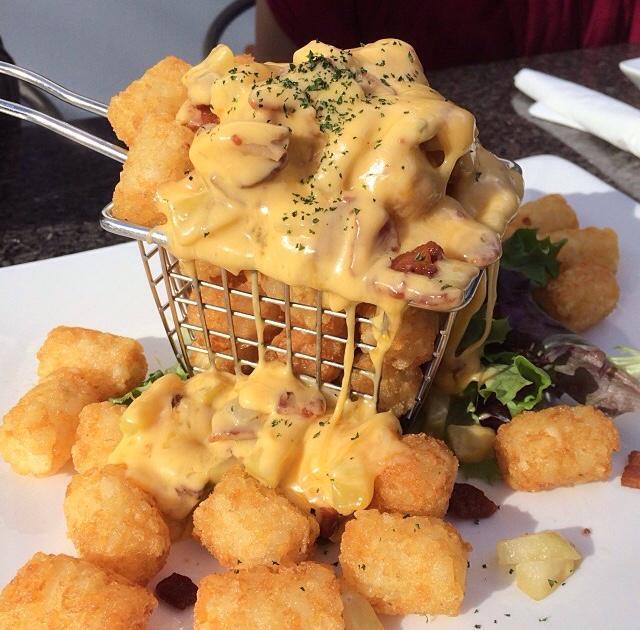 FoodSeIfie's tweet photo. There is a 99.9% chance I am hungry    https://t.co/uaQp3Tx8Io