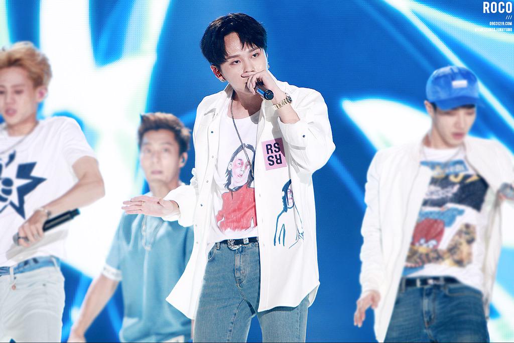 150809 속초 음악대향연 09031219.com 속초 인기가요에서 열창하는 간지사진들 업로드😇☺️