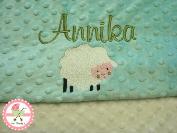 So adorable! #babyblanket #personalised #minkee