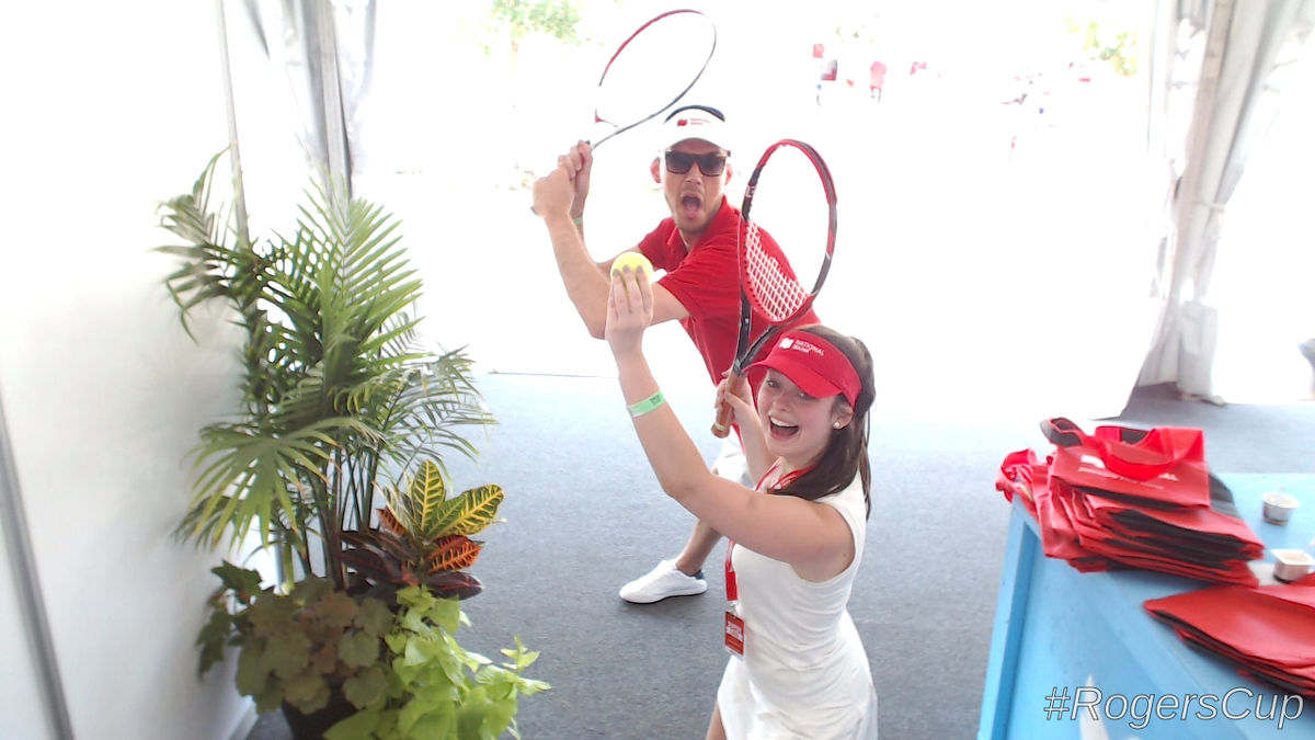 RCTOMirror's tweet photo. Checking out amazing tennis at #RogersCup in Toronto! #TwitterTV @akpetrella http://t.co/2R3yGdJBZN