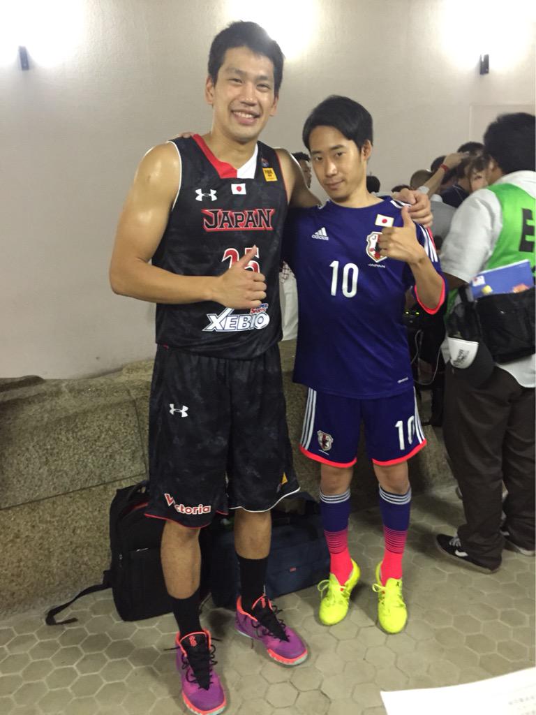 リンク栃木ブレックスの古川孝敏選手と！ 190cm&166cm＋(背伸び)