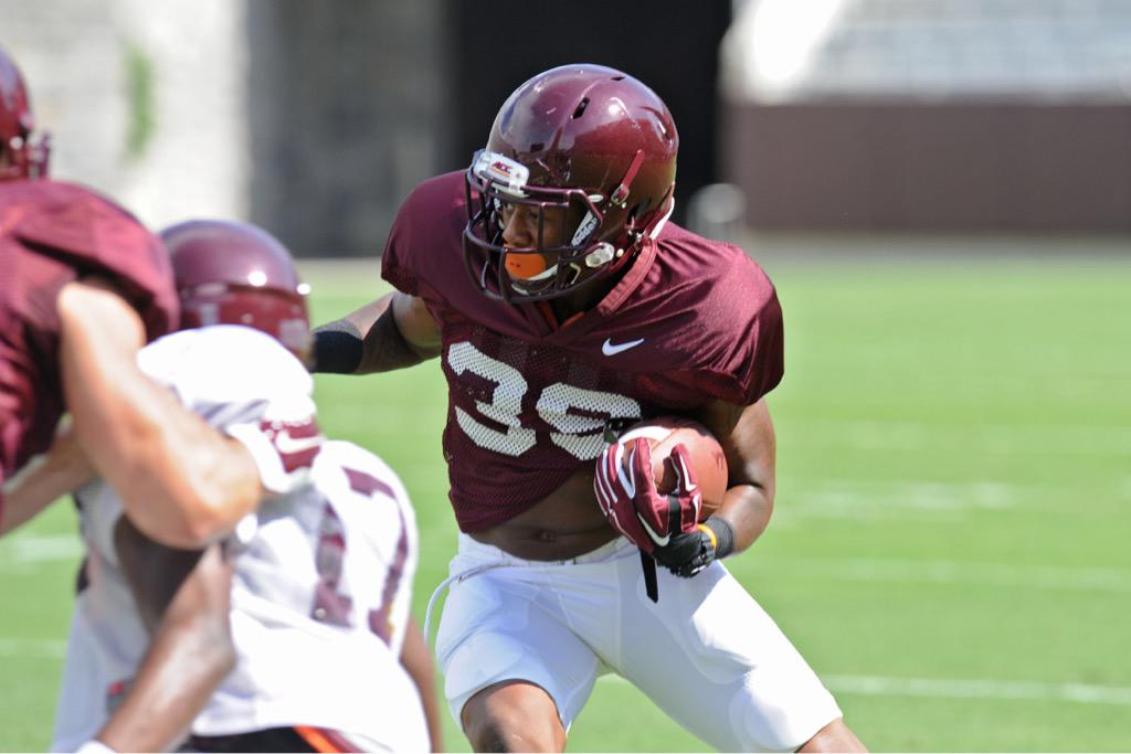 HokiesFB's tweet image. More great pics from yesterday&apos;s scrimmage. No practice today as we get some rest &amp;amp; watch the video

#VTCampLife