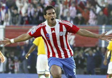 Happy Birthday to Paraguay and Cruz Azul Striker, Roque Santa Cruz, who is 34 today!   
