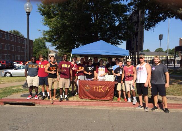 uca_pike's tweet photo. Excited to welcome all the freshman moving in this morning! #UCA19 #PikeMoveInDay http://t.co/6XNU75EHtR