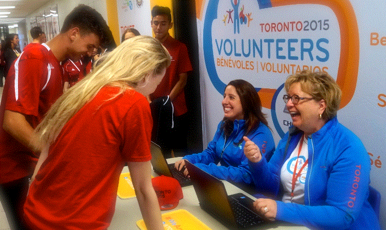 TO2015_es's tweet photo. Con el cierre d los Juegos queremos dar un último saludo especial a nuestros 23.000 voluntarios. SON GENIALES #TO2015 http://t.co/ogm3gGWLxI