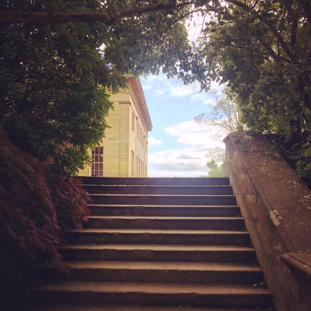 LakeObsessed's tweet photo. #belsayhall #northeast #northumberland #iphonephoto #England #englishheritage http://t.co/R2d0AZrnRg
