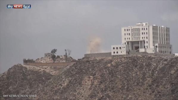 umisrcom's tweet photo. قمة جبل الصبر تحت سيطرة القوات اليمنية http://t.co/urTCdgpa5J http://t.co/I9jOr2ufcP