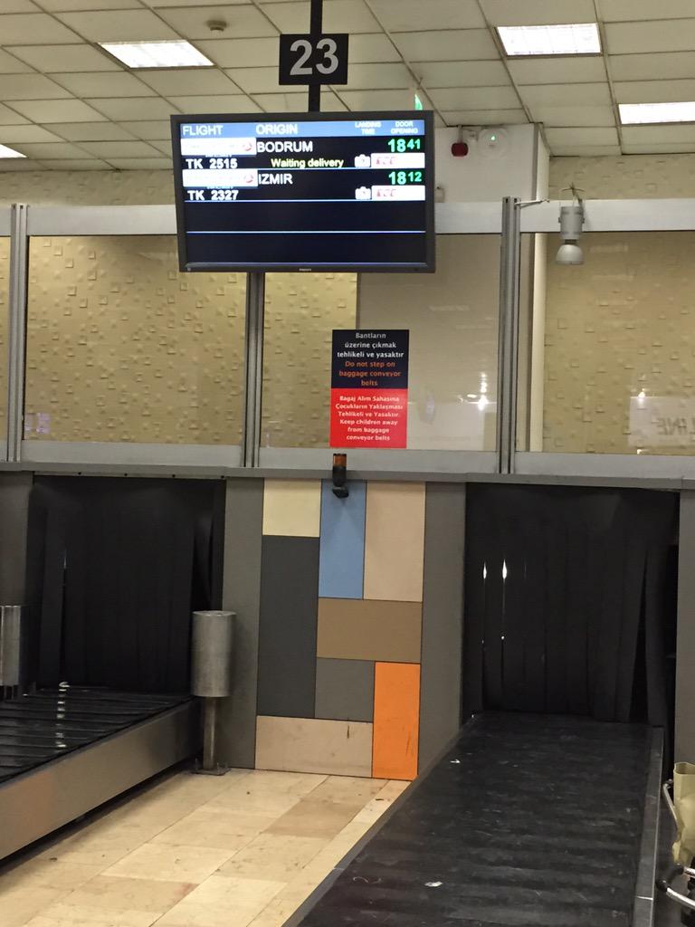 Yarim saati gecti bakalim ne zaman baslayacak #thy  kendinden sogutuyorsun. Ucak ici durumlari hic soylemiyrum