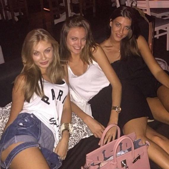 MajaVjestica's tweet photo. #SerbianPower #Miami #SouthBeach #ConceptIDGroup @amandapaesmia @oliveiraclarami @Art_Basel_Miami @ConceptIDGroup http://t.co/lR7TXNWxLz