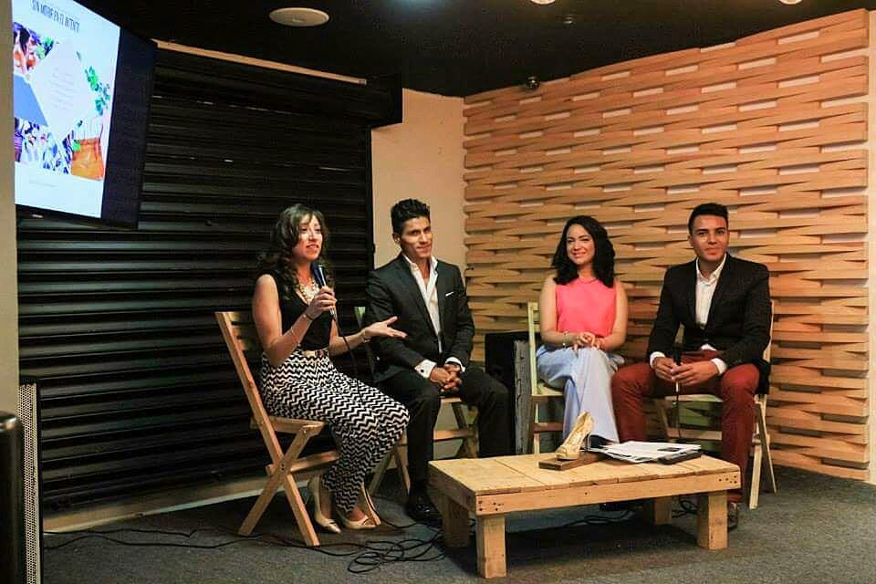 JJoelPadilla's tweet photo. Conferencia sobre #Branding #EthicalFashion #ImagenPública en #GoEthical2015 @Be_EFS @mir_acquart @AlvaLaVieEnRose http://t.co/0sJR7EVBlY