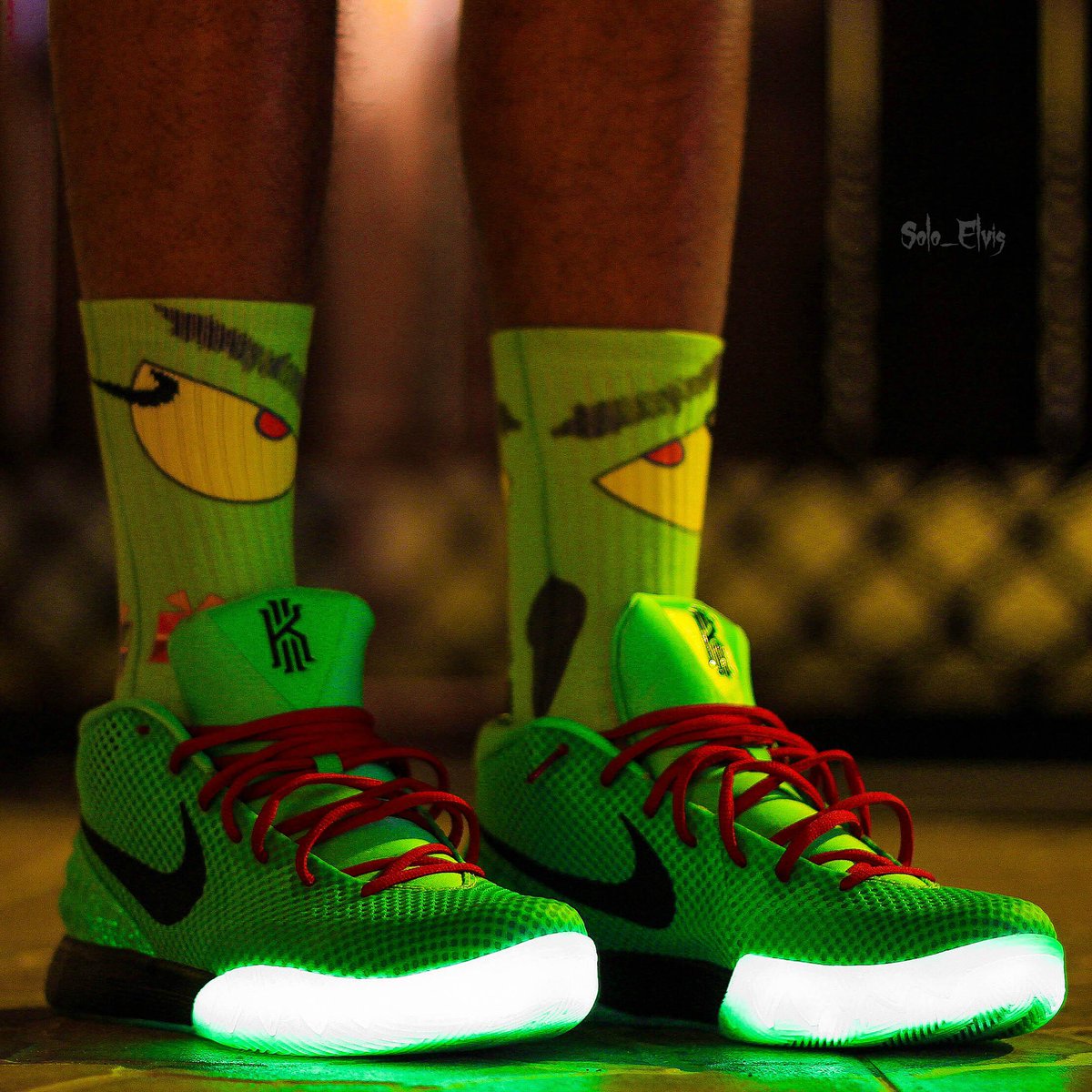 sexual Regeneración Mil millones HoopSwagg on Twitter: "'Grinch' custom elites and matching Nike ID Kyries!  Check out all of our socks at http://t.co/vrYIDk45pS!  http://t.co/jKZ8ZfY9Fb" / Twitter