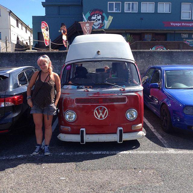 Rothfink's tweet photo. #newquay #cornwall #roadtripping in the #Californiarose #rothfink #rothfinkcrew #adventurewagen #patina #earlybay #… http://t.co/4lJUqqsefJ
