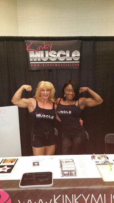 Meeting friends at @FetishCon @KinkyMuscle @KinkyLiqueur http://t.co/IkVkQFh5Yr<a class="tags" href="/tag/fetishcon">@fetishcon</a><a class="tags" target="_blank" title="On Twitter" href="/?out=eyJ0eXAiOiJKV1QiLCJhbGciOiJIUzUxMiJ9.eyJpYXQiOjE3MjI0MjMwNzQsImlzcyI6InR3cG9ybnN0YXJzLmNvbSIsIm5iZiI6MTcyMjQyMzA3NCwiZXhwIjoxNzUzOTU5MDc0LCJyZWRpcmVjdF91cmwiOiJodHRwczovL3R3aXR0ZXIuY29tL0tpbmt5TXVzY2xlIn0.j7fZfNqmUBjyziMquYRzXBTvQHfqye-IuNcrE2h0BXbYuz1ZRbI3R34n3cV9emh5OkQqVwJTIc98f-Itx19YMQ">@KinkyMuscle</a><a class="tags" target="_blank" title="On Twitter" href="/?out=eyJ0eXAiOiJKV1QiLCJhbGciOiJIUzUxMiJ9.eyJpYXQiOjE3MjI0MjMwNzQsImlzcyI6InR3cG9ybnN0YXJzLmNvbSIsIm5iZiI6MTcyMjQyMzA3NCwiZXhwIjoxNzUzOTU5MDc0LCJyZWRpcmVjdF91cmwiOiJodHRwczovL3R3aXR0ZXIuY29tL0tpbmt5TGlxdWV1ciJ9.AqYSqK5eYe7YFq8JyFA8cWJabxkfkNRFw6U0ZxWbF6sHlfPIdloMKK5LReKZE5UAMT3aOcPEMtuygbQPiAN2TQ">@KinkyLiqueur</a><a href="/tag/strongwomen"class="tags"><span>#strongwomen</span></a><a href="/tag/fbb"class="tags"><span>#fbb</span></a>